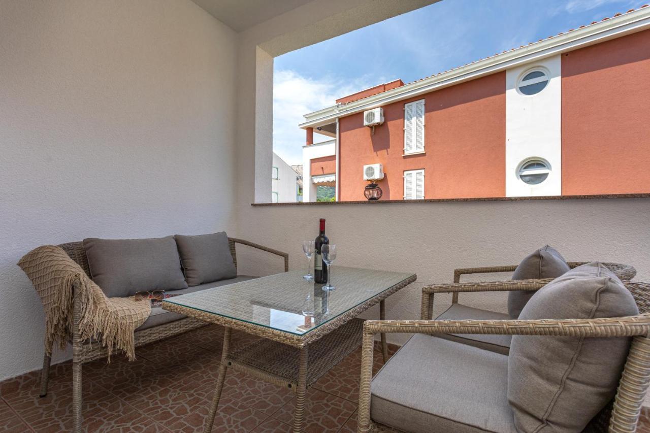 Apartments La Natalli Baška Exteriér fotografie